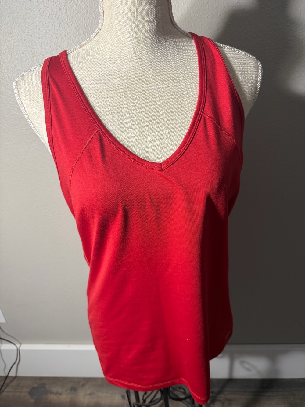 ALO Yoga Red V-Neck Performance Tank